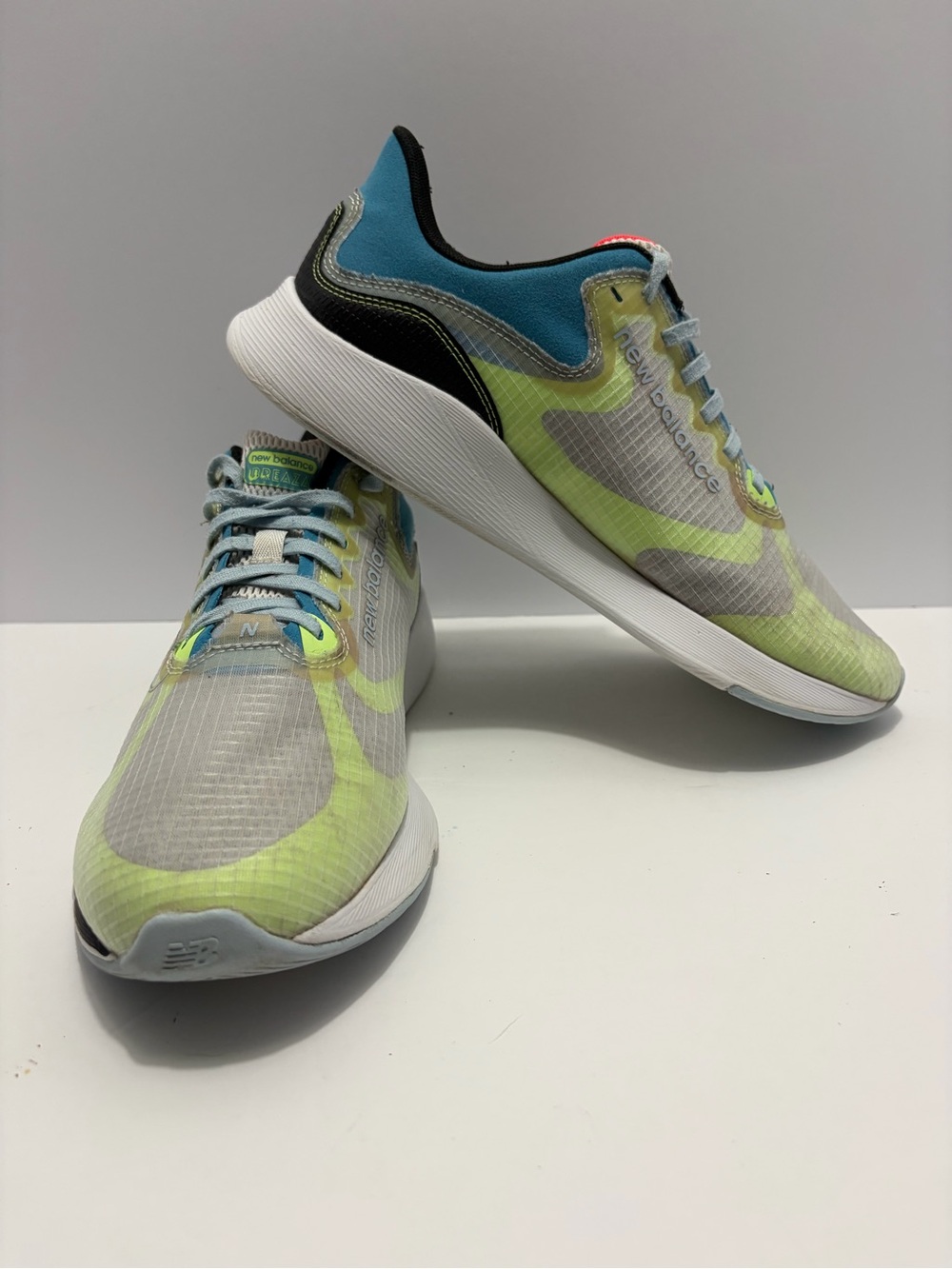 New Balance Breaza Dynasoft Men’s Sneakers - Light Green and Teal Accents